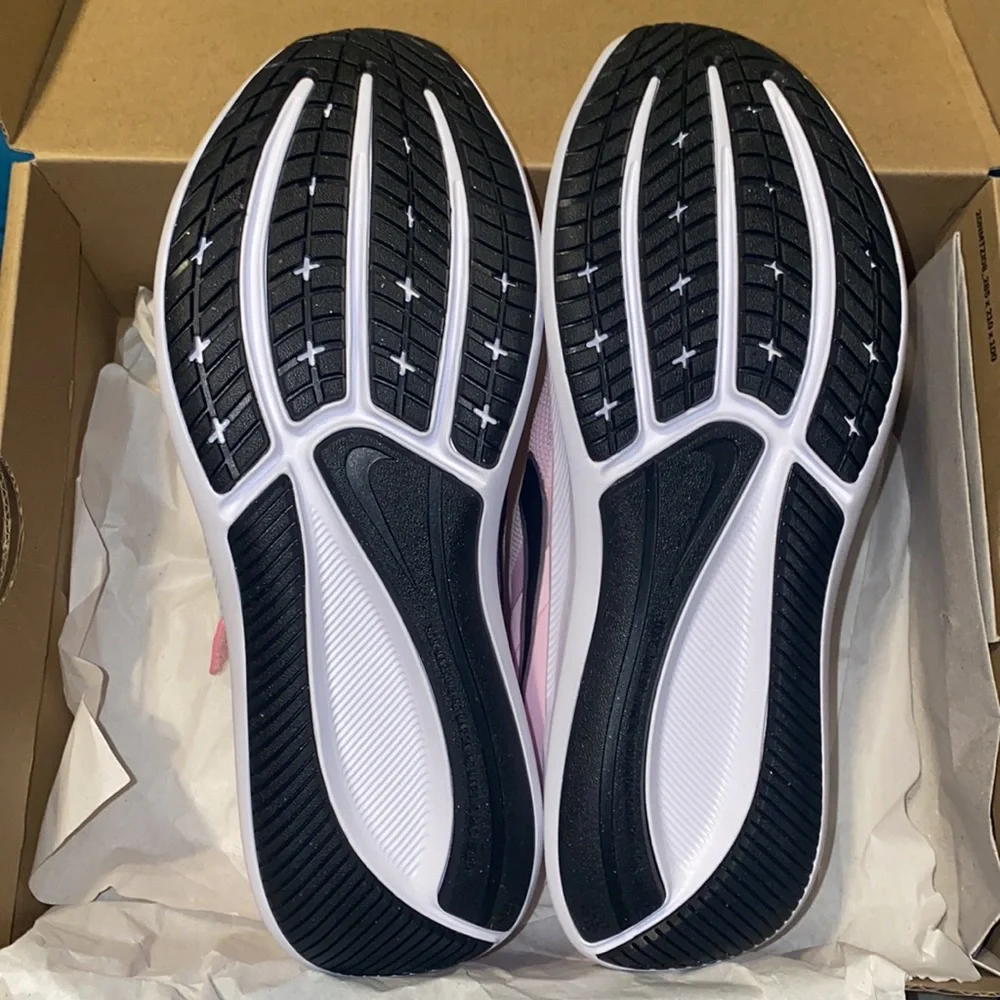 Nike star runner 3y pink ( NEW )